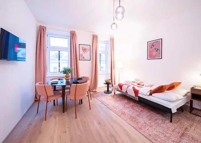 Premium Apartments, 10min To The Center, Kitchen, No Elevator Apartamento *
