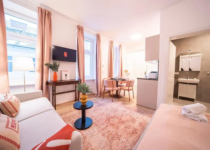 Apartamento Premium Apartments, 10min To The Center, Kitchen, No Elevator