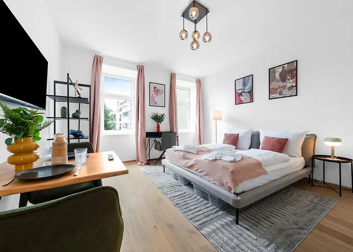 Premium Apartments, 10min To The Center, Kitchen, No Elevator *