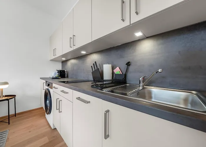 Premium Apartments, 10min To The Center, Kitchen, No Elevator Apartamento *
