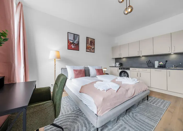 Premium Apartments, 10min To The Center, Kitchen, No Elevator Apartamento *