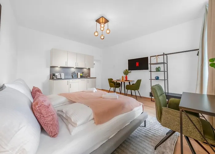 Premium Apartments, 10min To The Center, Kitchen, No Elevator Apartamento *