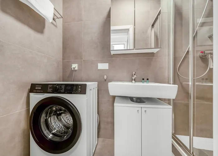 Premium Apartments, 10min To The Center, Kitchen, No Elevator