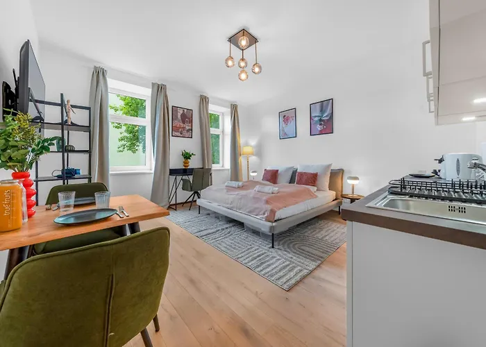 Premium Apartments, 10min To The Center, Kitchen, No Elevator