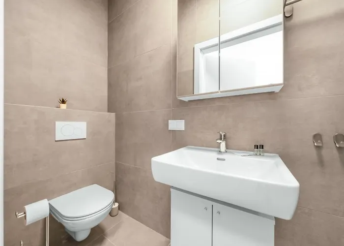 Premium Apartments, 10min To The Center, Kitchen, No Elevator Apartamento
