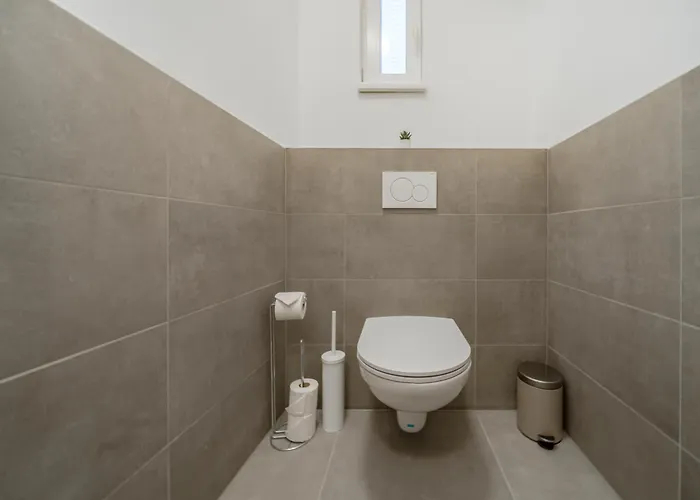 Premium Apartments, 10min To The Center, Kitchen, No Elevator
